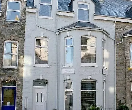 St Bernards 3* New Quay
